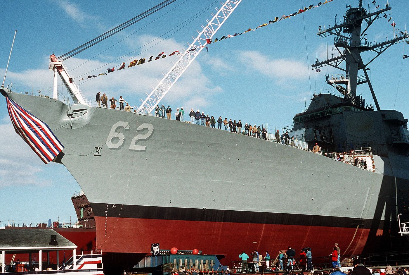 Destroyer Fitzgerald (DDG 62) at launch